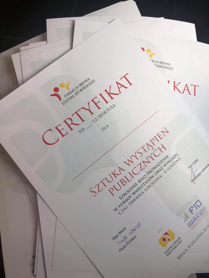 47683359_323014541866427_609118566930710528_n