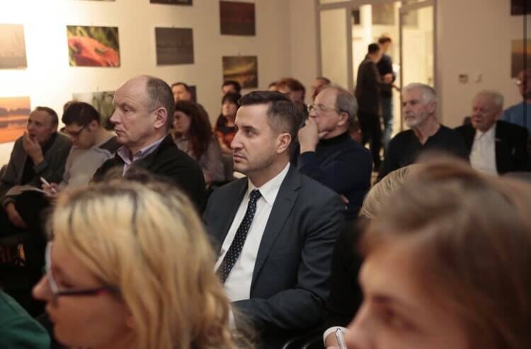 52387549_366684904166057_1549925384978432000_n