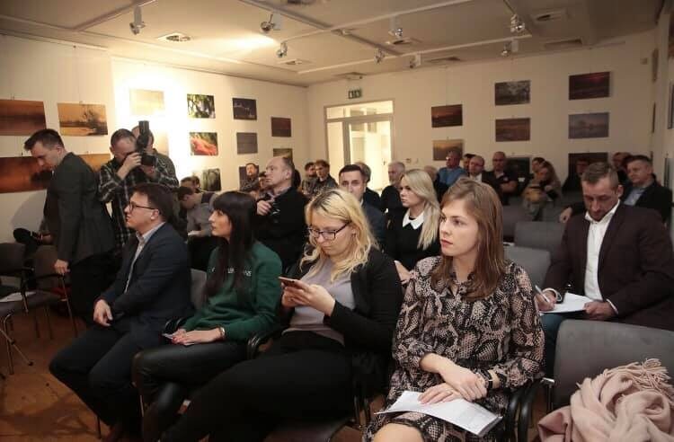 52608604_366684997499381_6983856529715757056_n